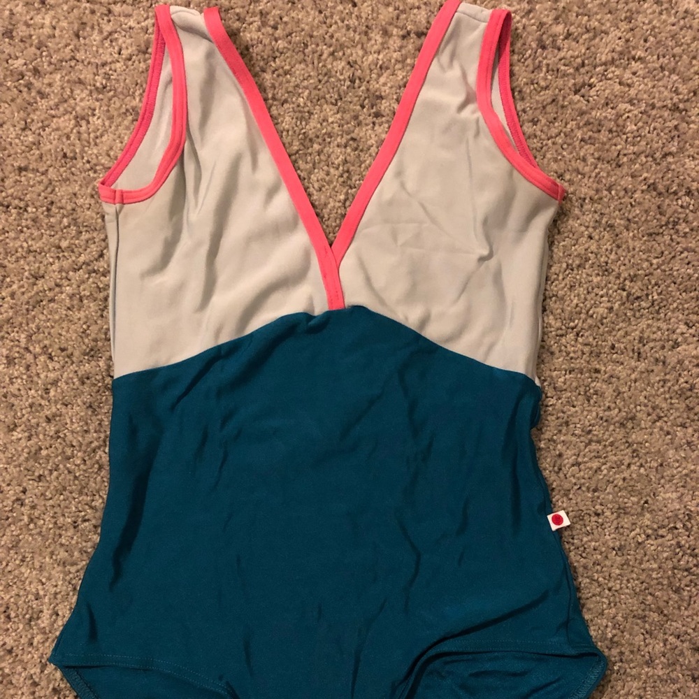 Yumiko leotard Alicia style size medium
